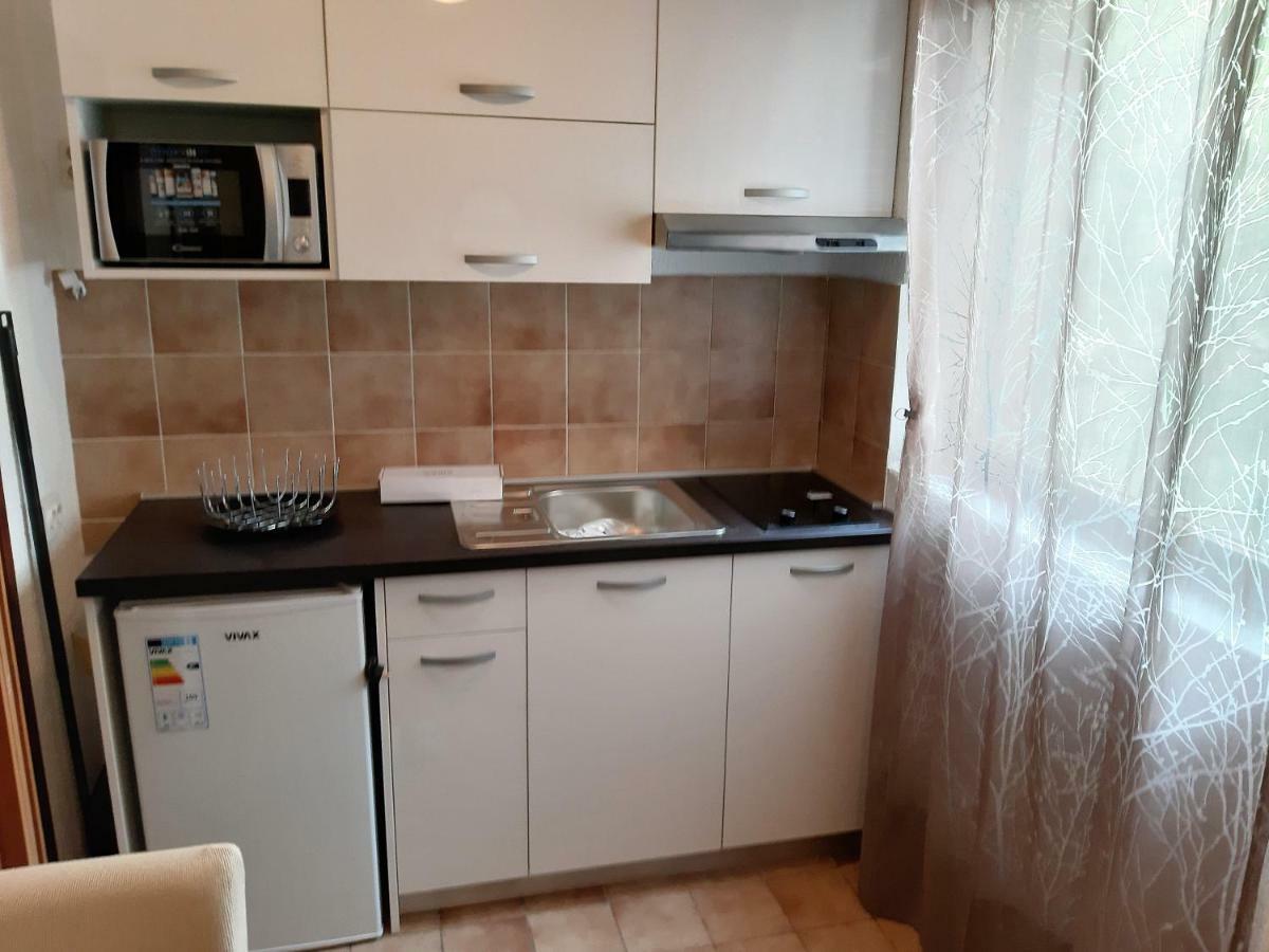 Apartments Rozic Rab Town Zewnętrze zdjęcie