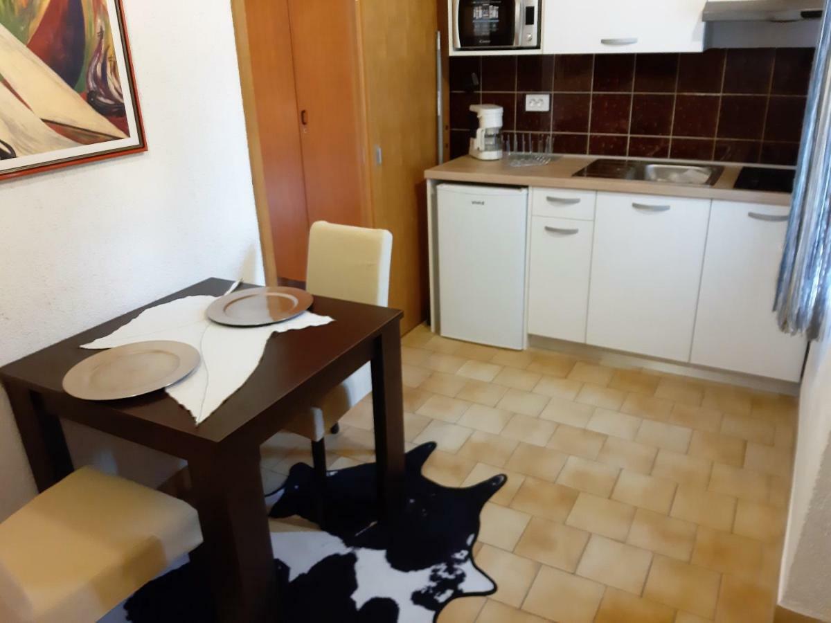 Apartments Rozic Rab Town Zewnętrze zdjęcie